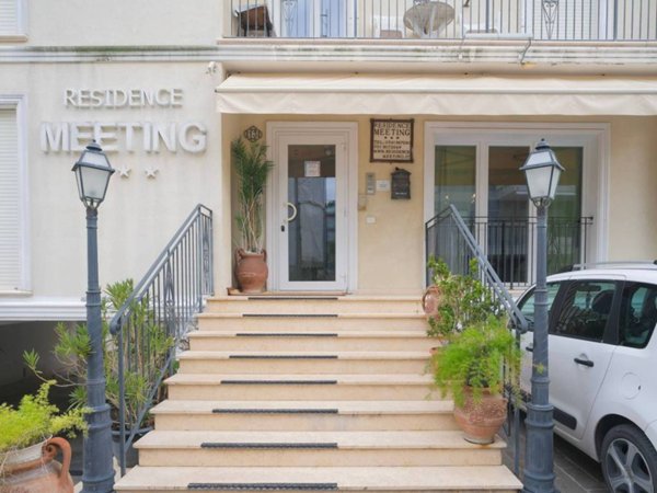 intera palazzina in vendita a Gabicce Mare