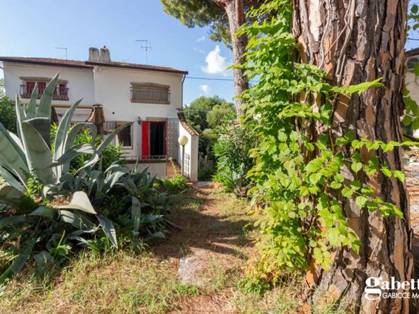 casa indipendente in vendita a Gabicce Mare in zona Gabicce Monte
