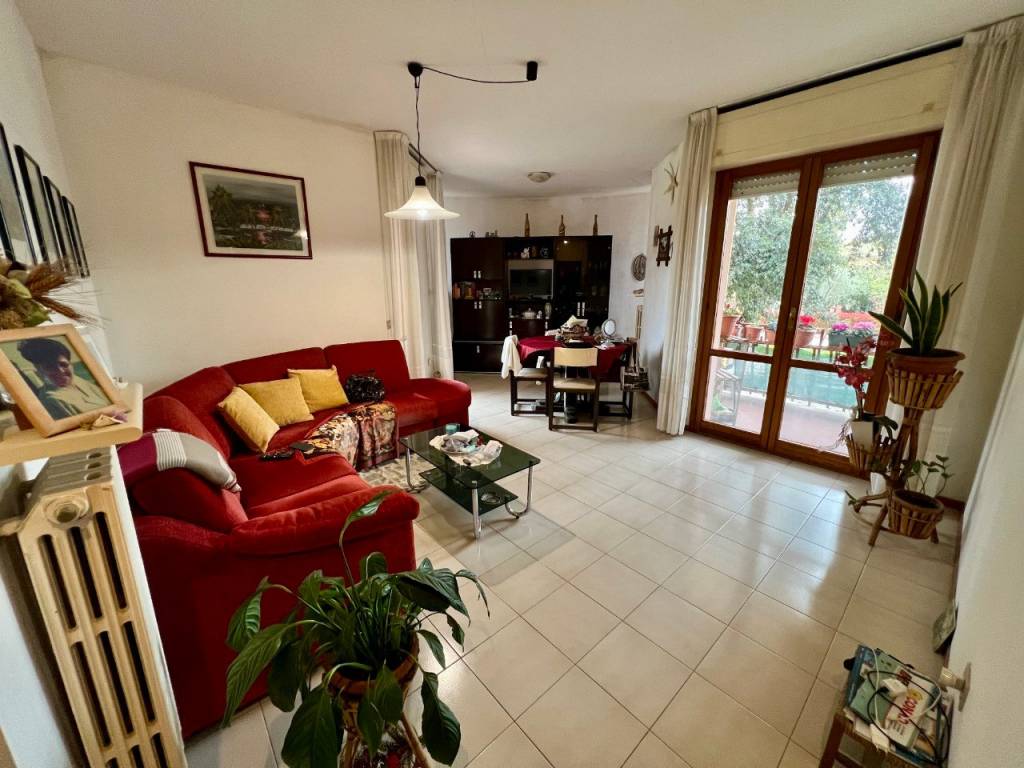 appartamento in vendita a Gabicce Mare in zona Case Badioli