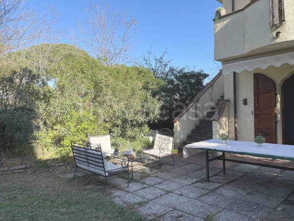 casa indipendente in vendita a Gabicce Mare in zona Gabicce Monte