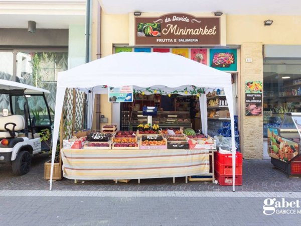 negozio in vendita a Gabicce Mare