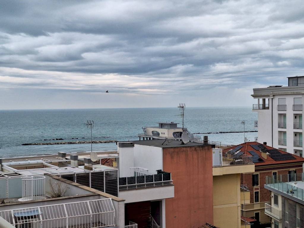 negozio in vendita a Gabicce Mare
