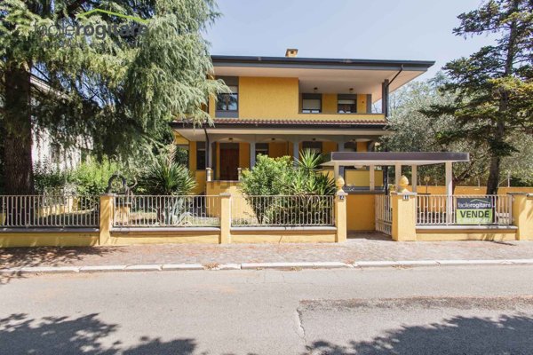 casa indipendente in vendita a Gabicce Mare in zona Case Badioli