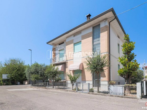appartamento in vendita a Gabicce Mare in zona Case Badioli
