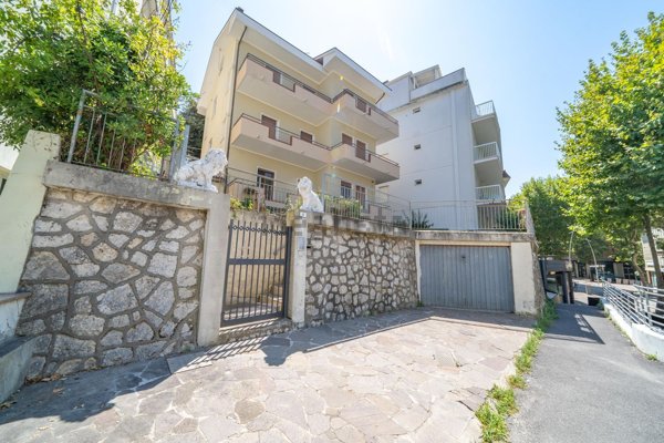 casa indipendente in vendita a Gabicce Mare