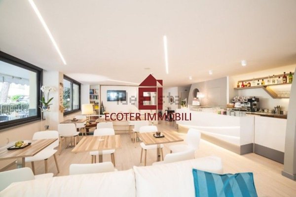 albergo in vendita a Gabicce Mare