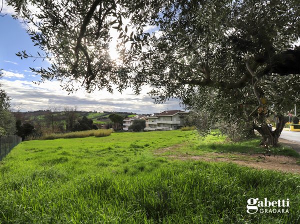 casa indipendente in vendita a Gradara