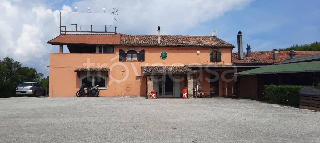 casa indipendente in vendita a Gradara