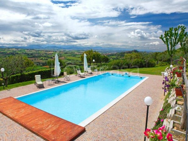 casa indipendente in vendita a Gradara in zona Granarola
