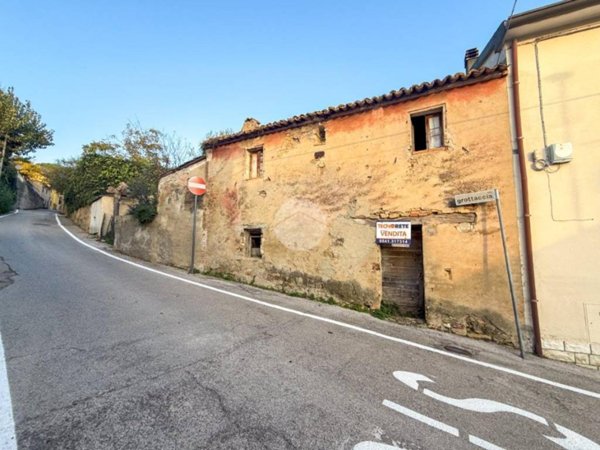 casa indipendente in vendita a Gradara