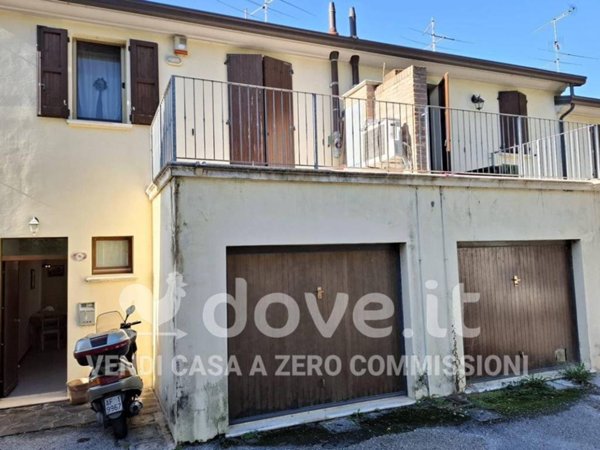 appartamento in vendita a Gradara in zona Granarola