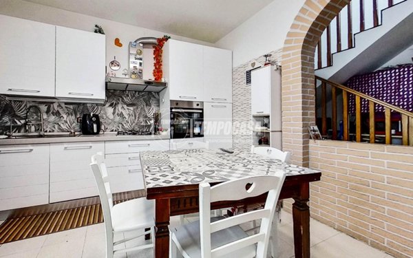 casa indipendente in vendita a Gradara