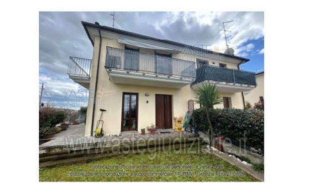 appartamento in vendita a Gradara in zona Fanano