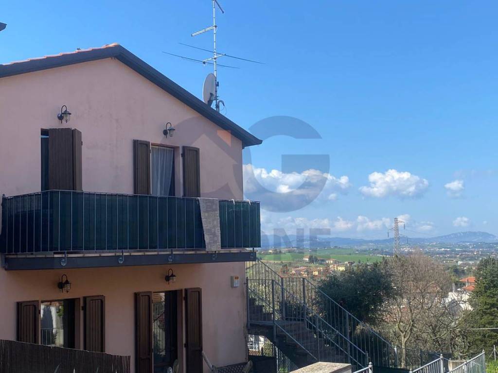 appartamento in vendita a Gradara