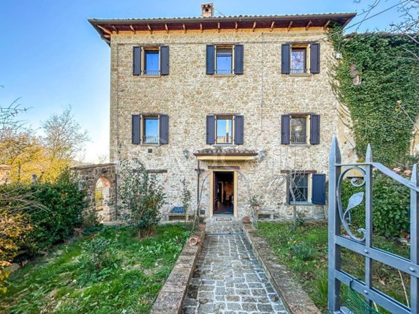 casa indipendente in vendita a Gradara