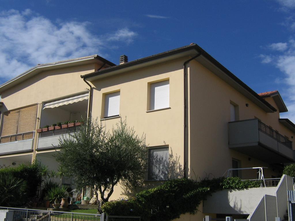 appartamento in vendita ad Isola del Piano