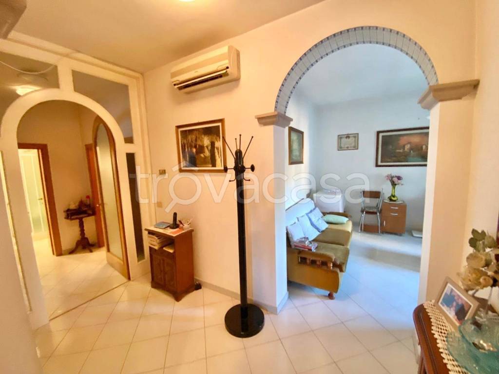 appartamento in vendita ad Isola del Piano