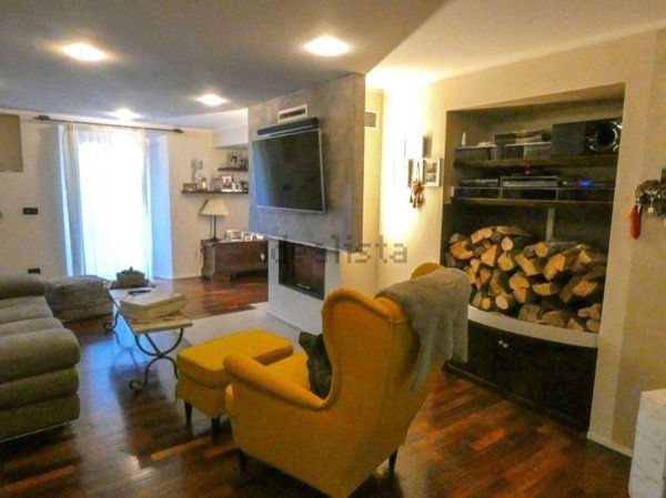 casa indipendente in vendita ad Isola del Piano