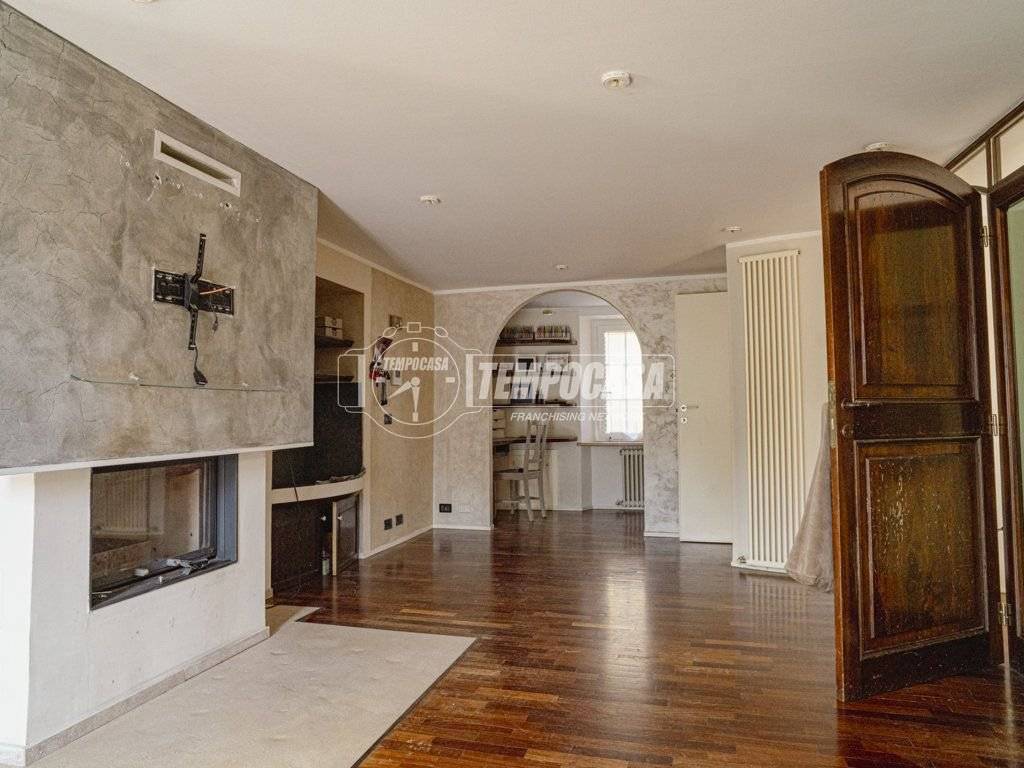 appartamento in vendita ad Isola del Piano