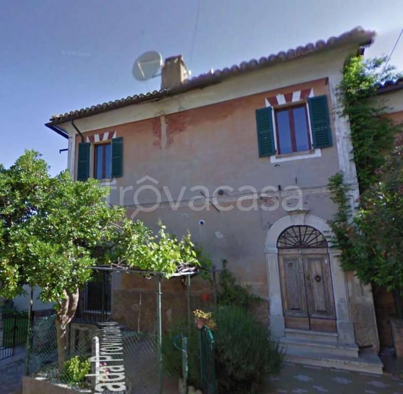 appartamento in vendita ad Isola del Piano