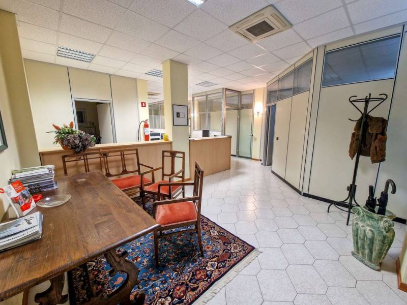 ufficio in vendita a Lunano