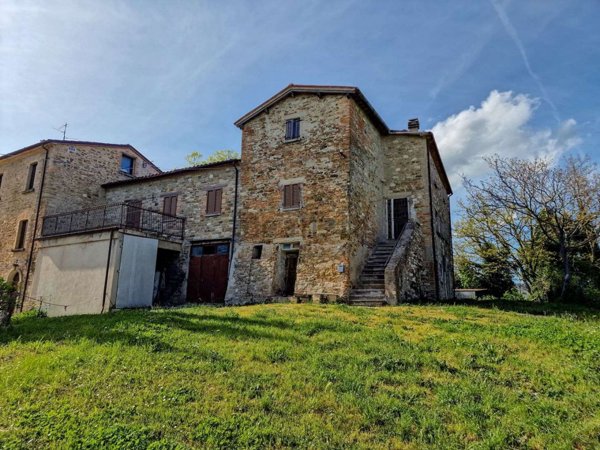 casale in vendita a Macerata Feltria
