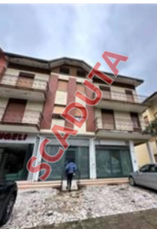 locale commerciale in vendita a Macerata Feltria