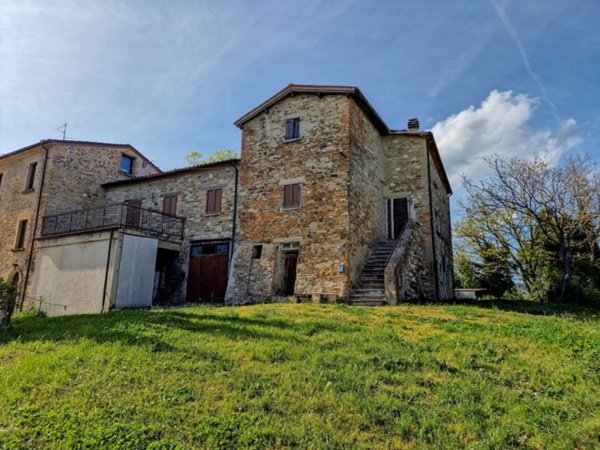 casale in vendita a Macerata Feltria in zona Santa Maria Valcavia