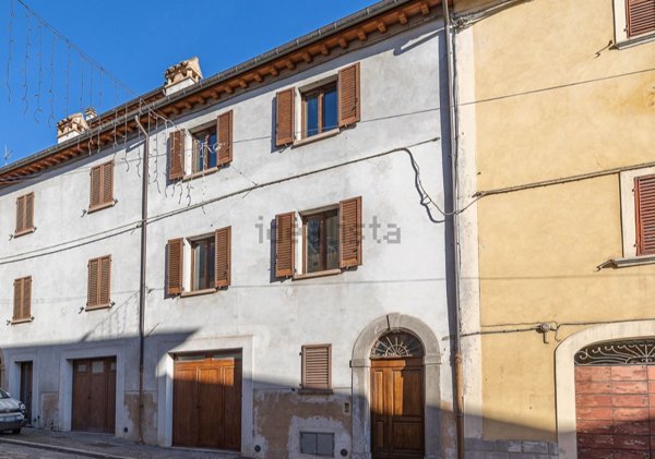 appartamento in vendita a Macerata Feltria