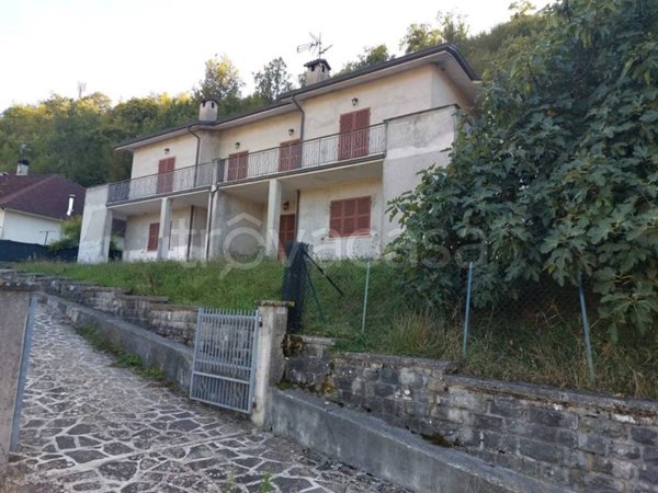 casa indipendente in vendita a Mercatello sul Metauro