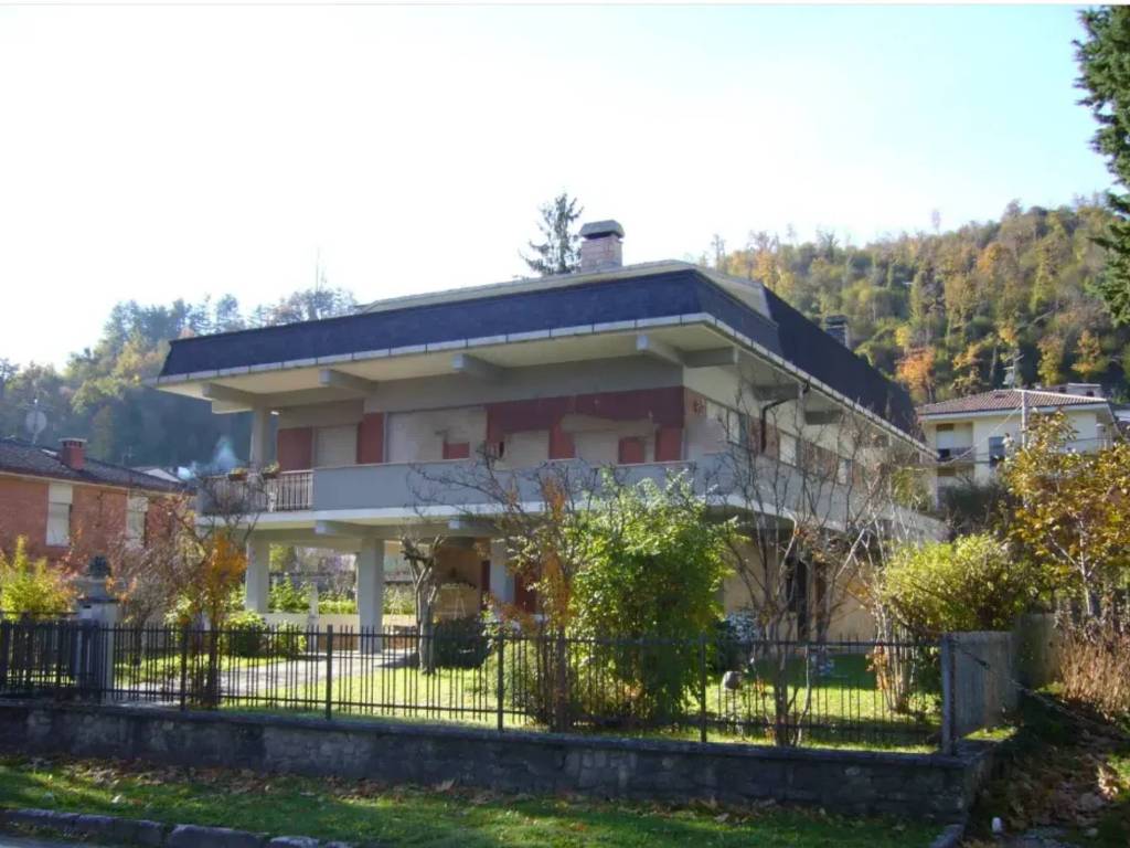 casa indipendente in vendita a Mercatello sul Metauro