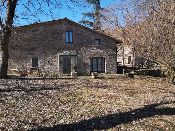 casale in vendita a Mercatello sul Metauro