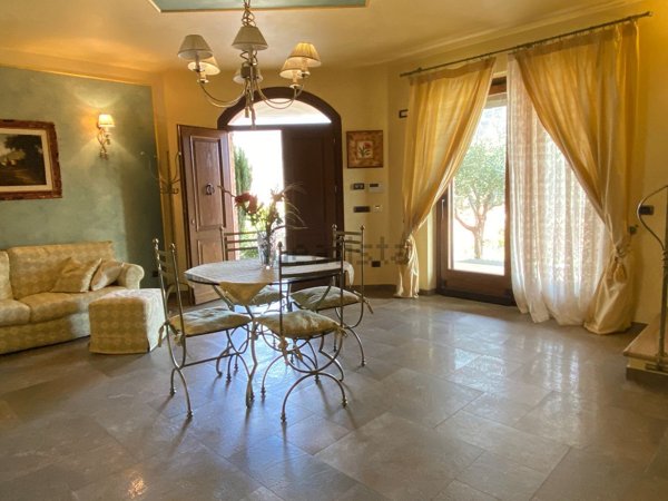 casa indipendente in vendita a Mercatello sul Metauro