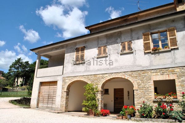 casa semindipendente in vendita a Mercatello sul Metauro