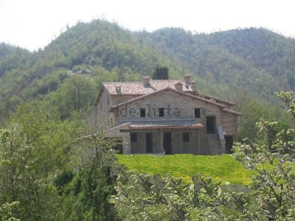 casale in vendita a Mercatello sul Metauro