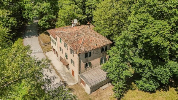 casa indipendente in vendita a Mercatello sul Metauro
