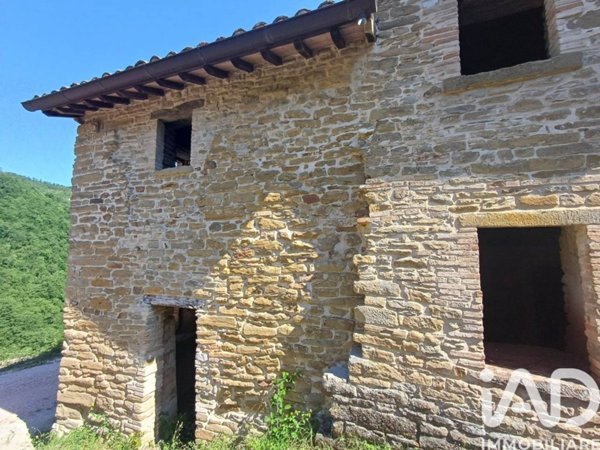 casa indipendente in vendita a Mercatello sul Metauro