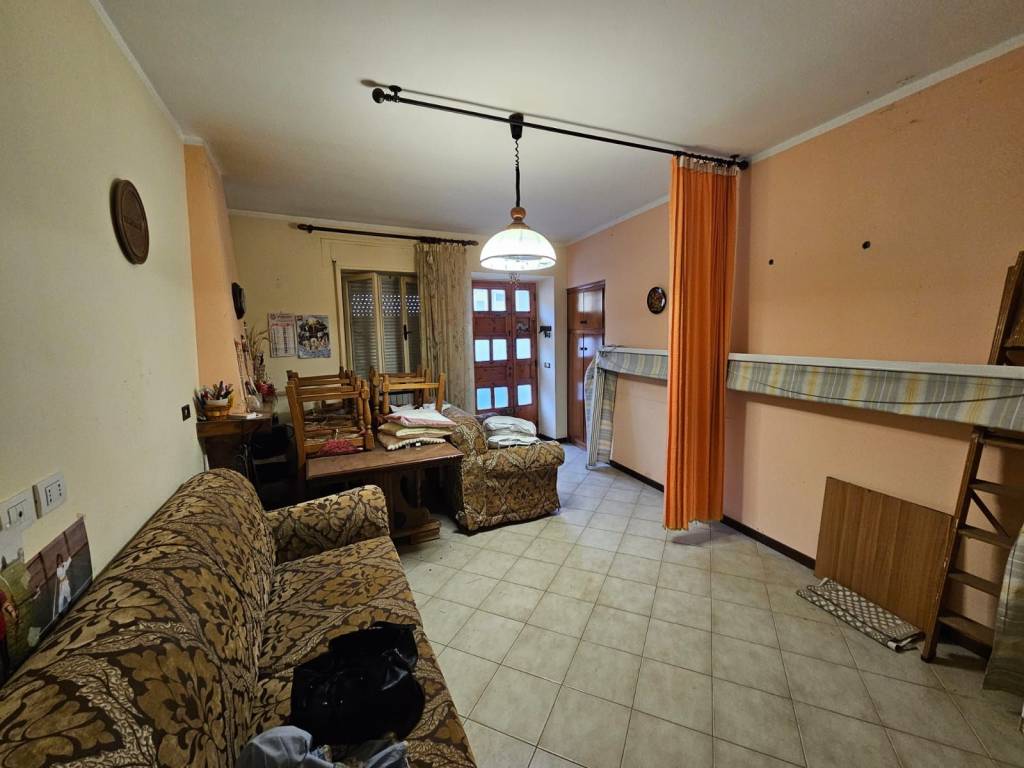 casa indipendente in vendita a Mercatino Conca