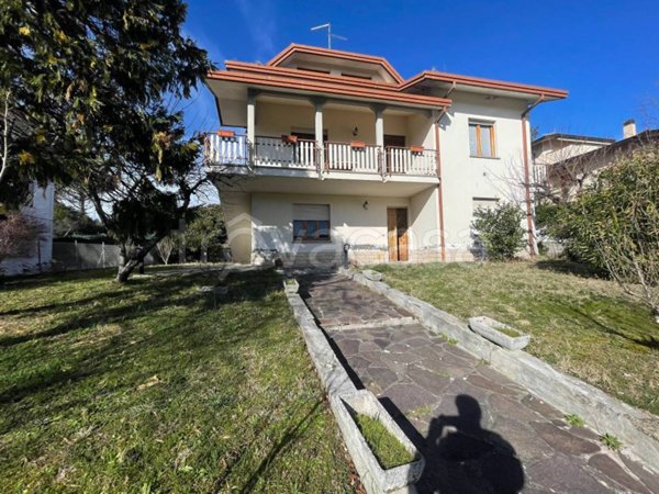 casa indipendente in vendita a Mercatino Conca