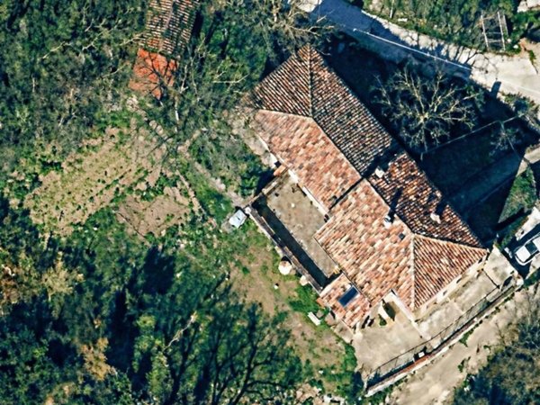 casa indipendente in vendita a Mercatino Conca