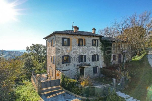 casa indipendente in vendita a Mercatino Conca