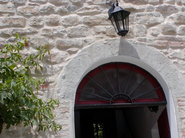 casa indipendente in vendita a Mercatino Conca in zona Piandicastello