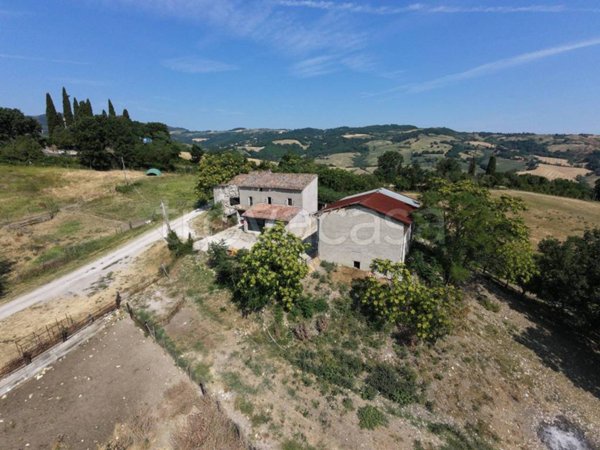 terreno agricolo in vendita a Mercatino Conca