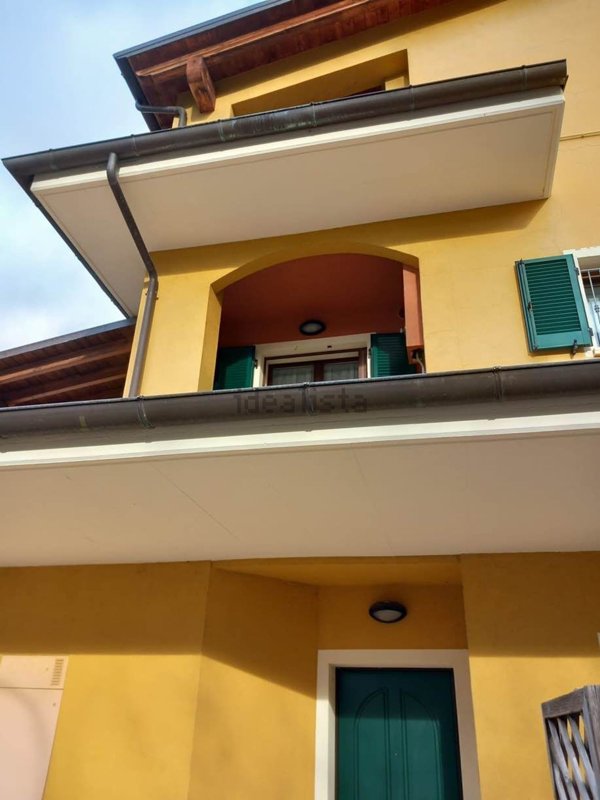 appartamento in vendita a Mombaroccio