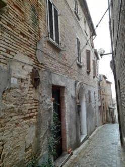 appartamento in vendita a Mombaroccio