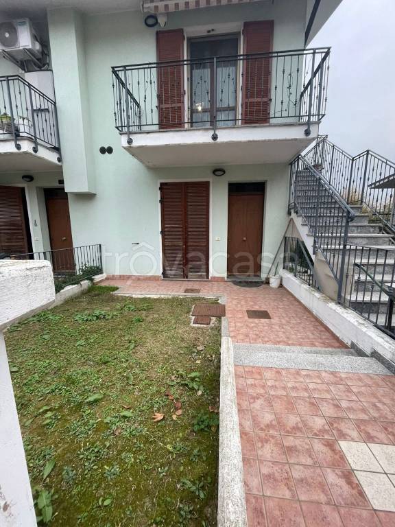 appartamento in vendita a Mombaroccio