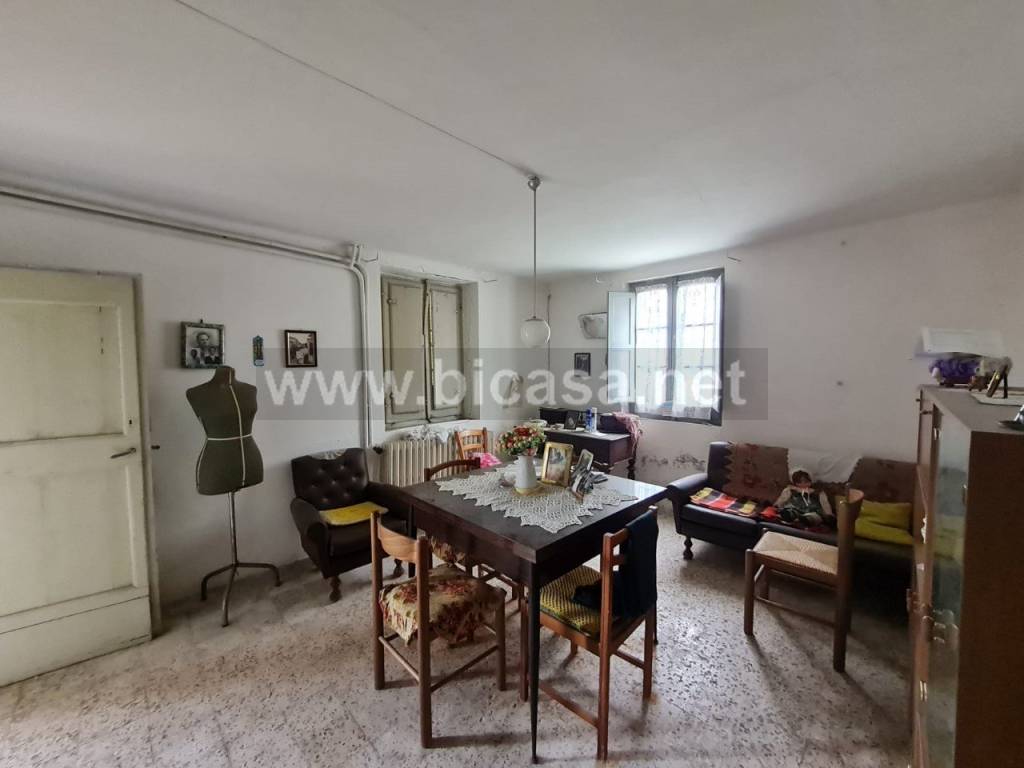casa indipendente in vendita a Mombaroccio in zona Villagrande