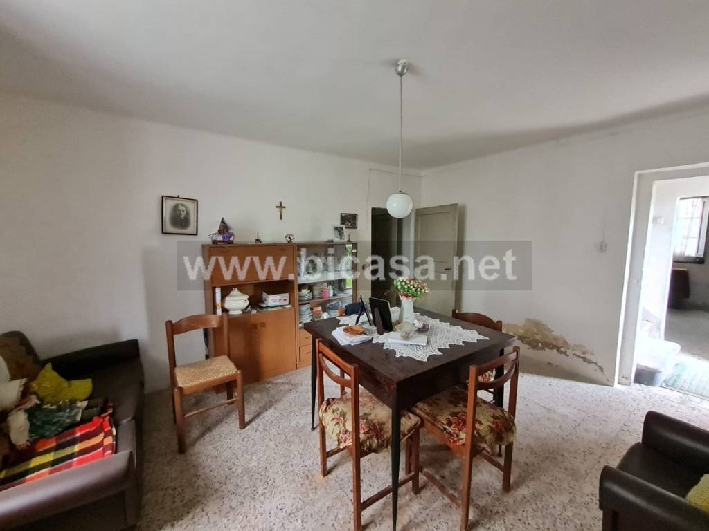 casa indipendente in vendita a Mombaroccio in zona Villagrande