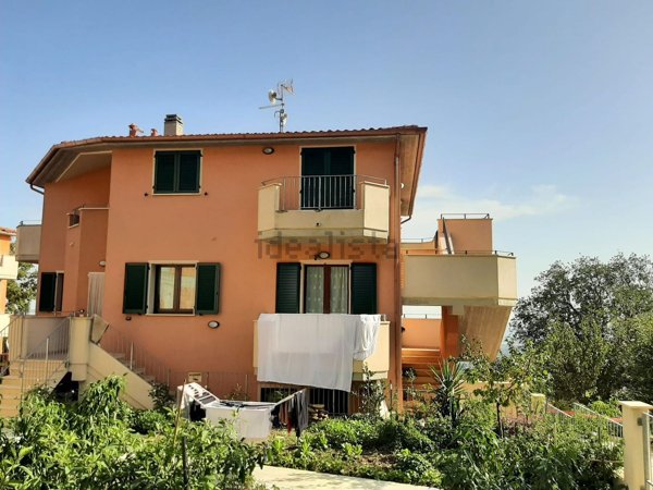 appartamento in vendita a Mombaroccio