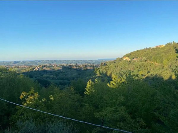 appartamento in vendita a Mombaroccio